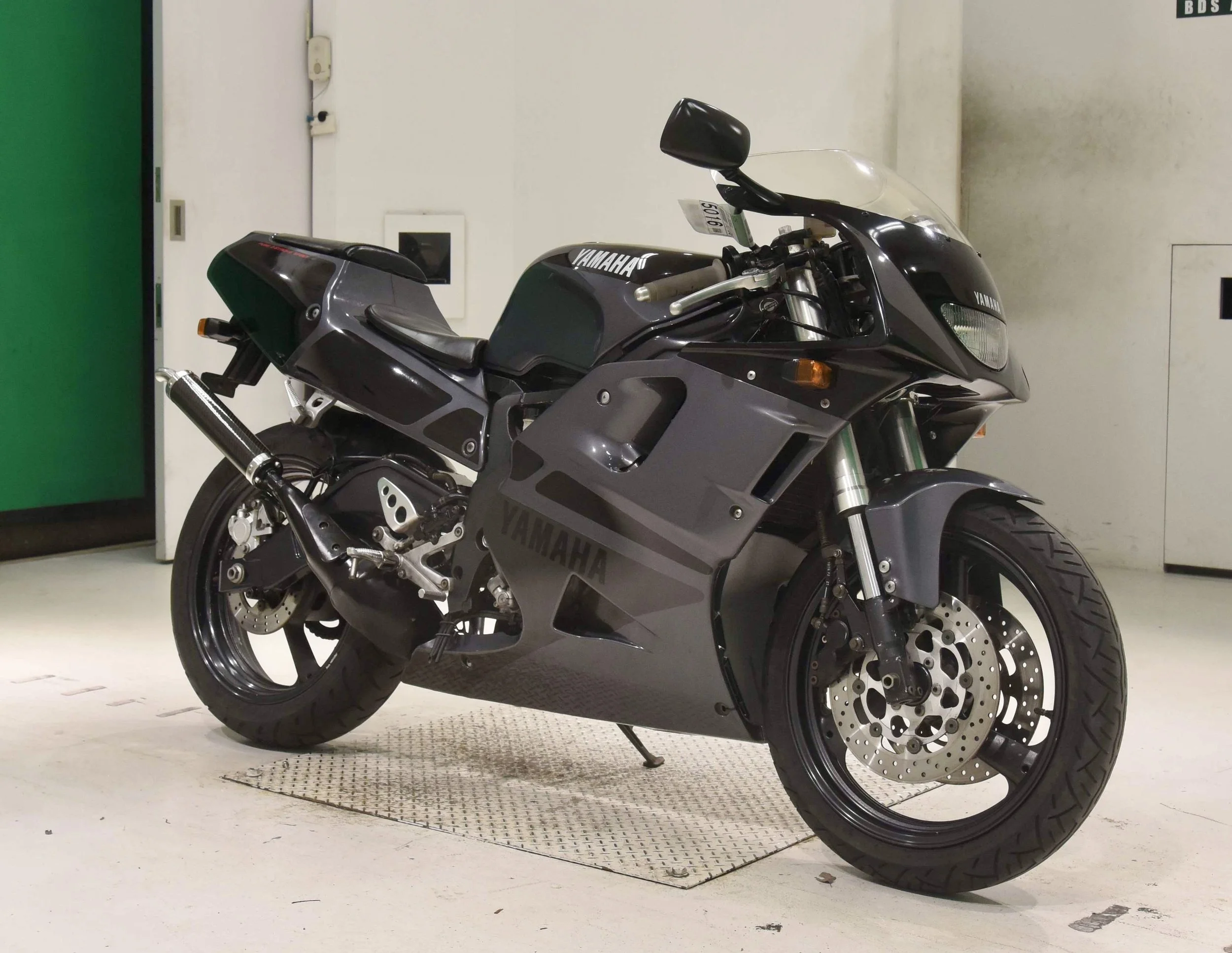 Moto2 Imports